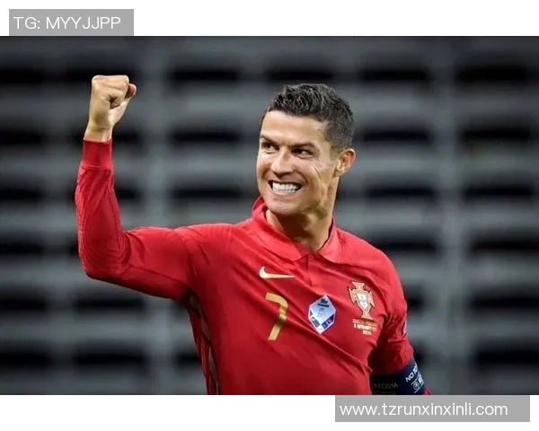 古法足球明星排名前十揭晓经典球员风采与成就回顾